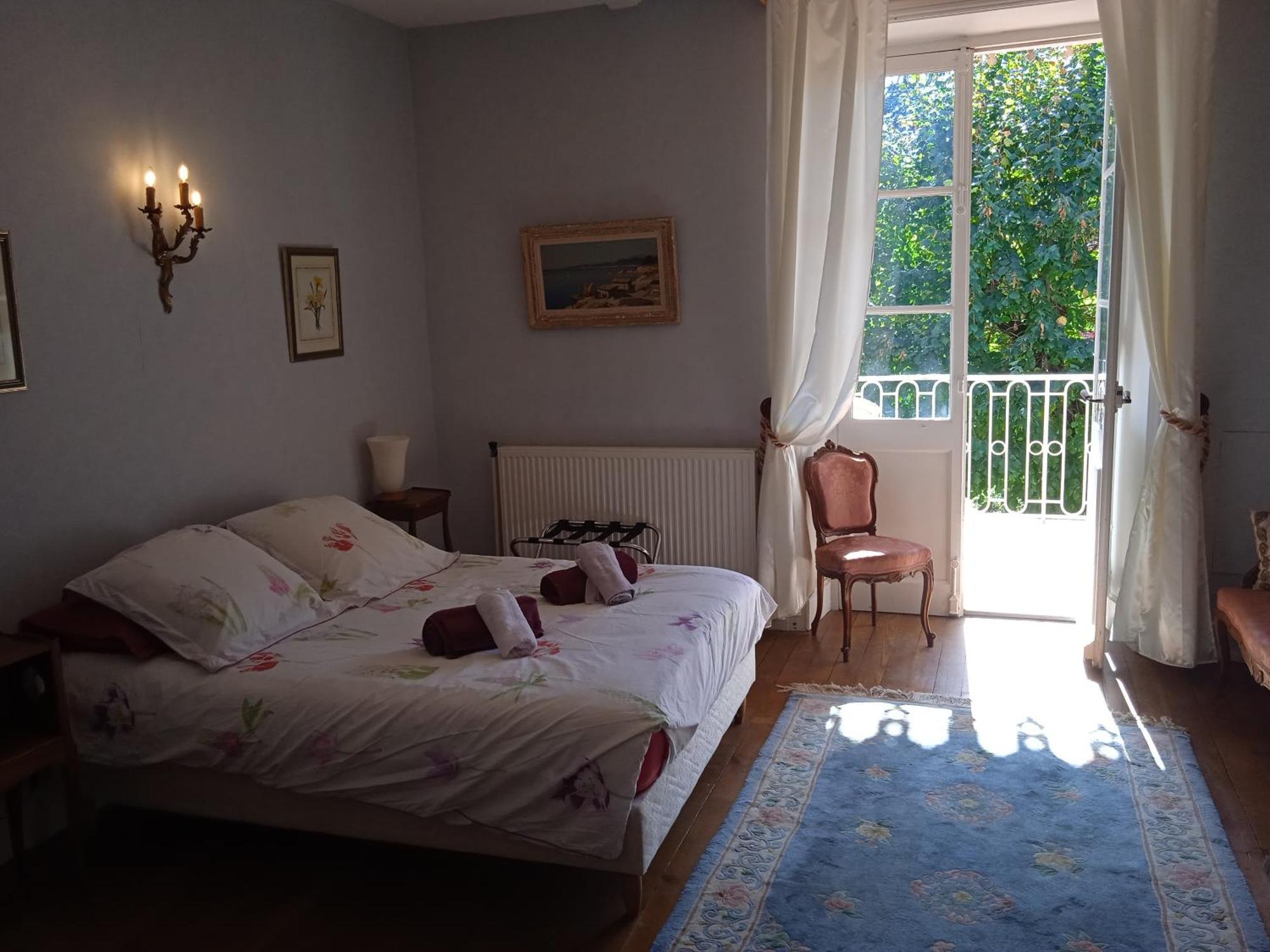 Maison Calme Avec Piscine Entouree De Son Parc Quintenas 외부 사진